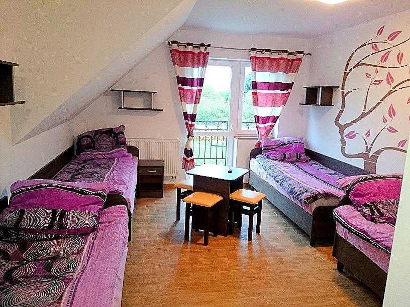 Osrodek Wczasowo-Kolonijny Bazylak Rewal Bed & Breakfast Exterior photo